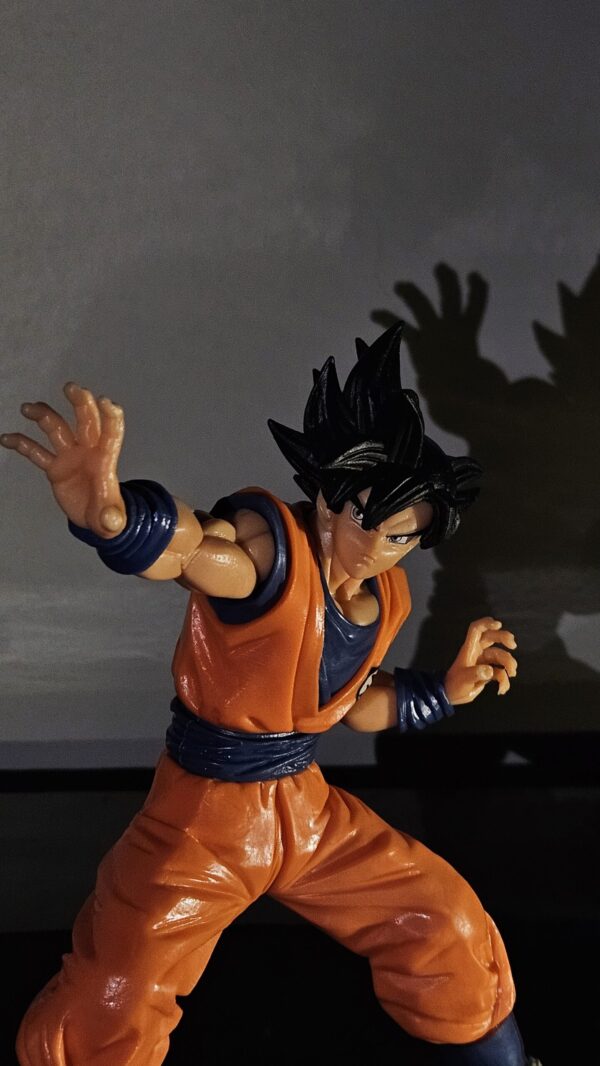 Goku 22 Cm DBZ Anime Figure - Image 5
