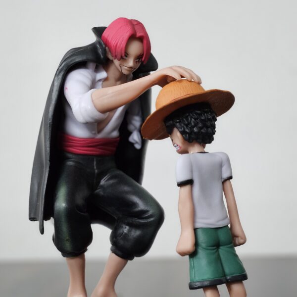 Luffy and Shanks 18cm Figure - Image 4