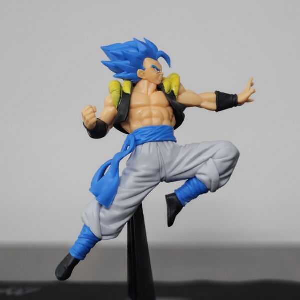 Super Saiyan Blue Form Gogeta
