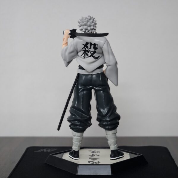Sanemi Shinazugawa 30 cm Figure from Demon Slayer - Image 4